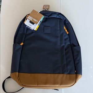 Pacsafe Anti-theft 25L Backpack